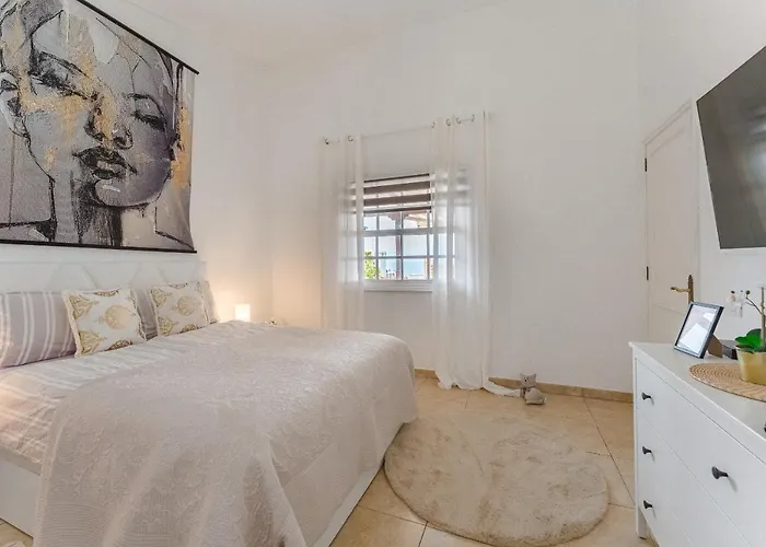 Sea View Penthouse Eden -