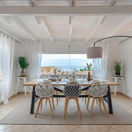 Sea View Penthouse Eden - דירה אדחה