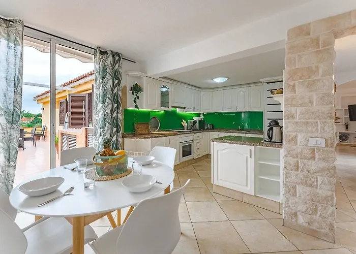 Sea View Penthouse Eden - Apartamento